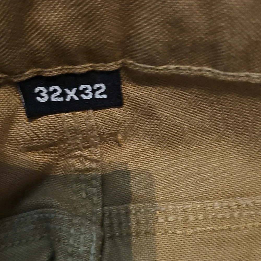 Milwaukee Men's Brown Cargo Pants - Picture 3 of 4